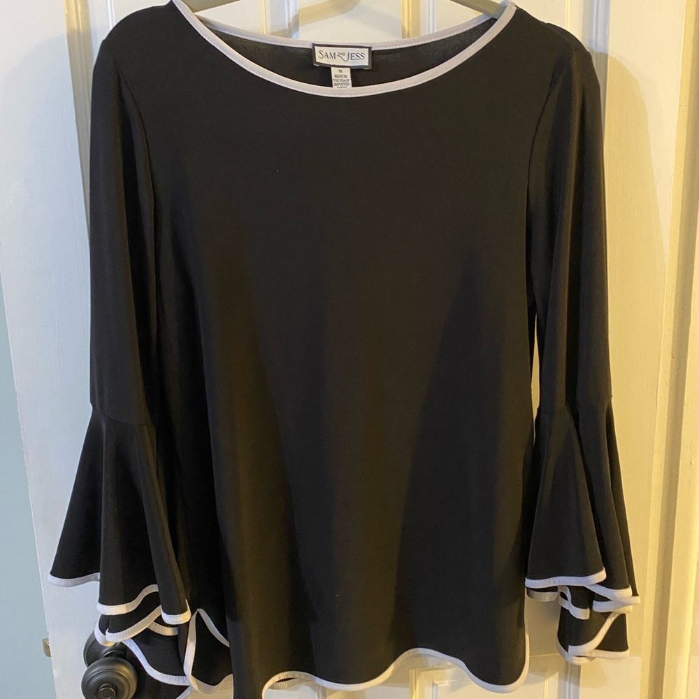 Sam & Jess NWOT Top